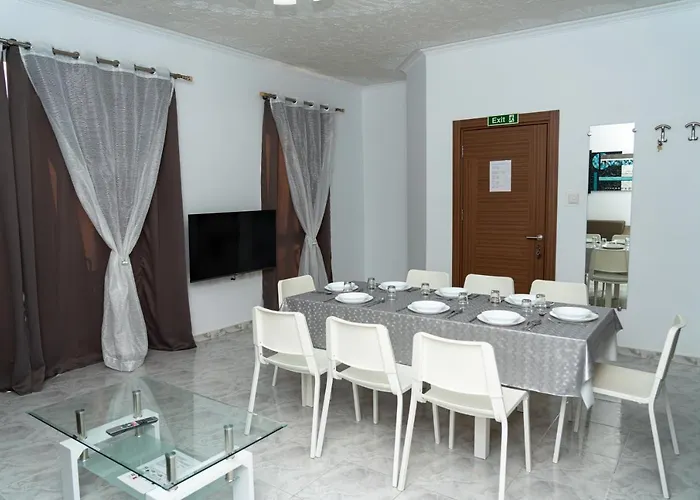 Apartment Sea-view 3 Bedroom - Sleeps 8