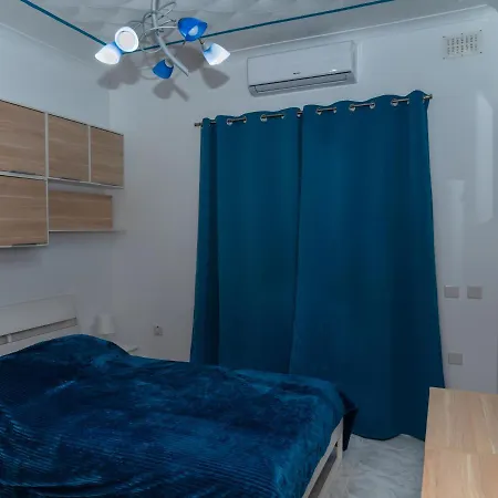 דירה Sea-view 3 Bedroom - Sleeps 8